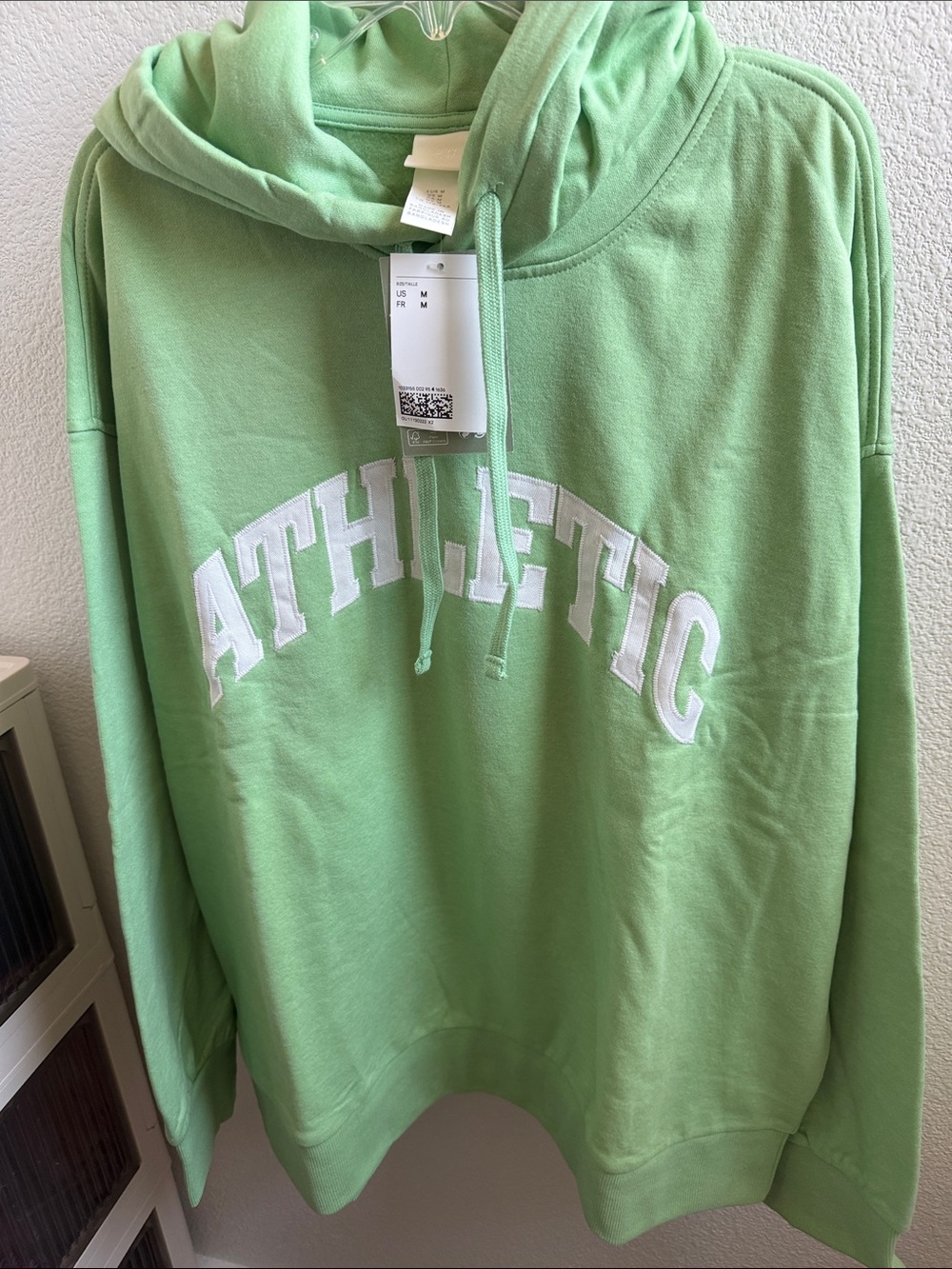 NWT H&M OVERSIZED Mint Green 'ATHLETIC' Hoodie Sweater.